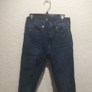 Gap jeans dark wash stretchy jeans